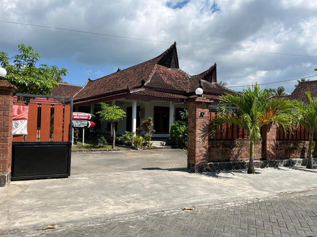 Capital O 92615 Villa Utama D'Alas Purwo Ringinpintu Eksteriør bilde